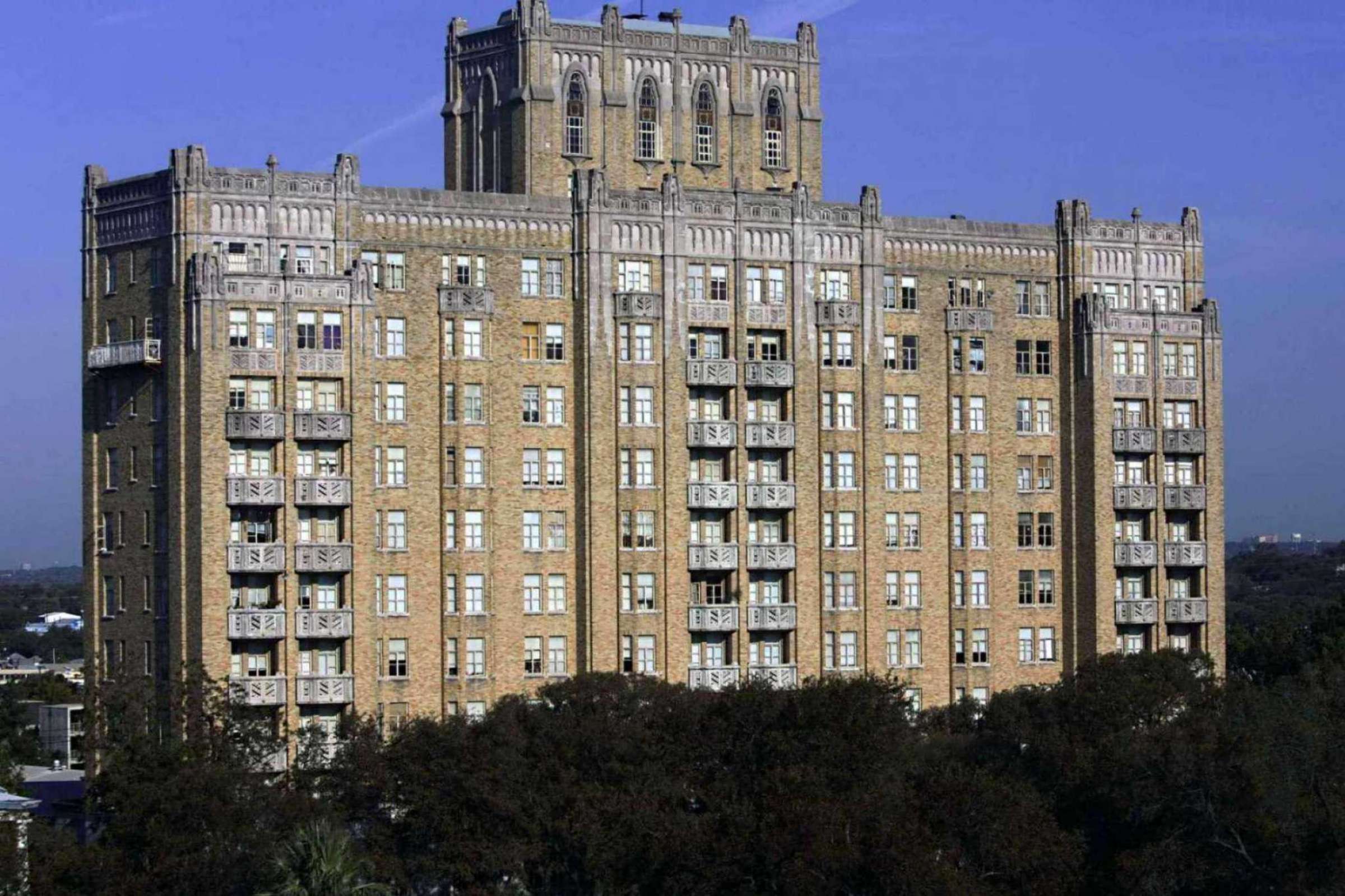 Historic Aurora Apartments could get $31.7 million rehab
